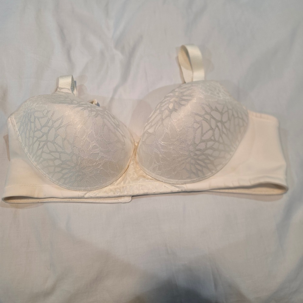 Vanity Fair Bra Womens 42D Ivory Good Lace Full Figure Underwire 71380